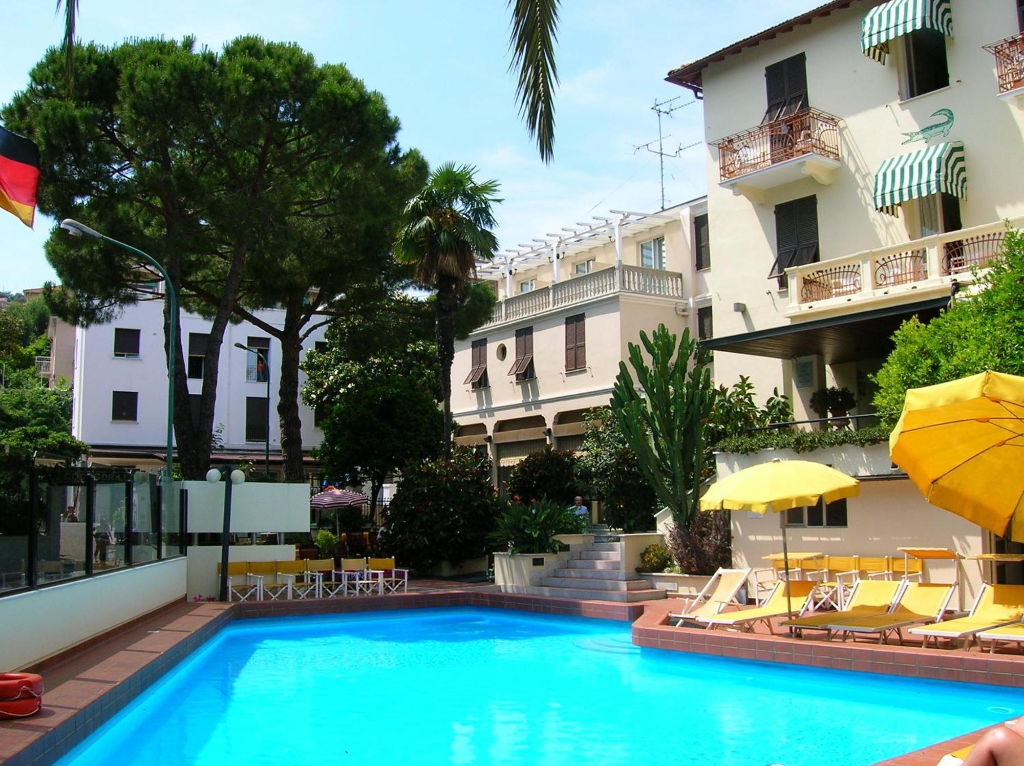 Coccodrillo Hotel & Apartments Вараце Съоръжения снимка